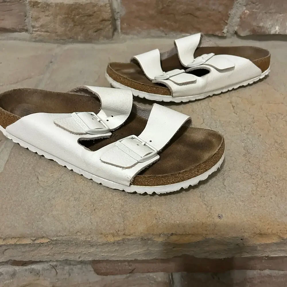 Birkenstock Arizona White Two-Strap Sandals Size 41 10-10.5 Boho Minimalist